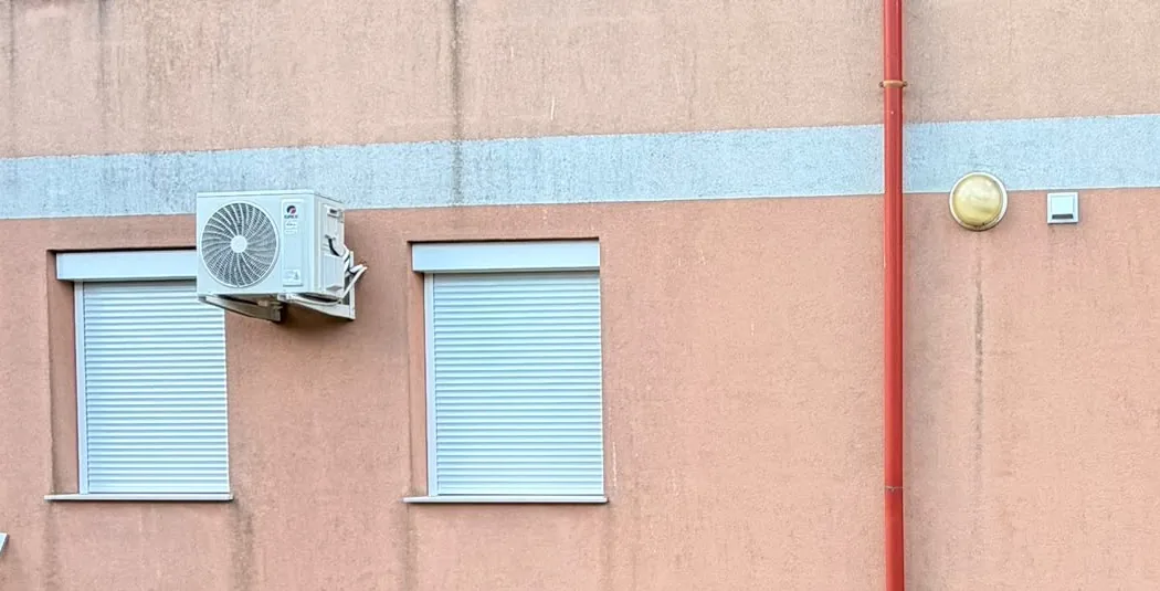 Vonkajšie rolety – prízemie bytového domu